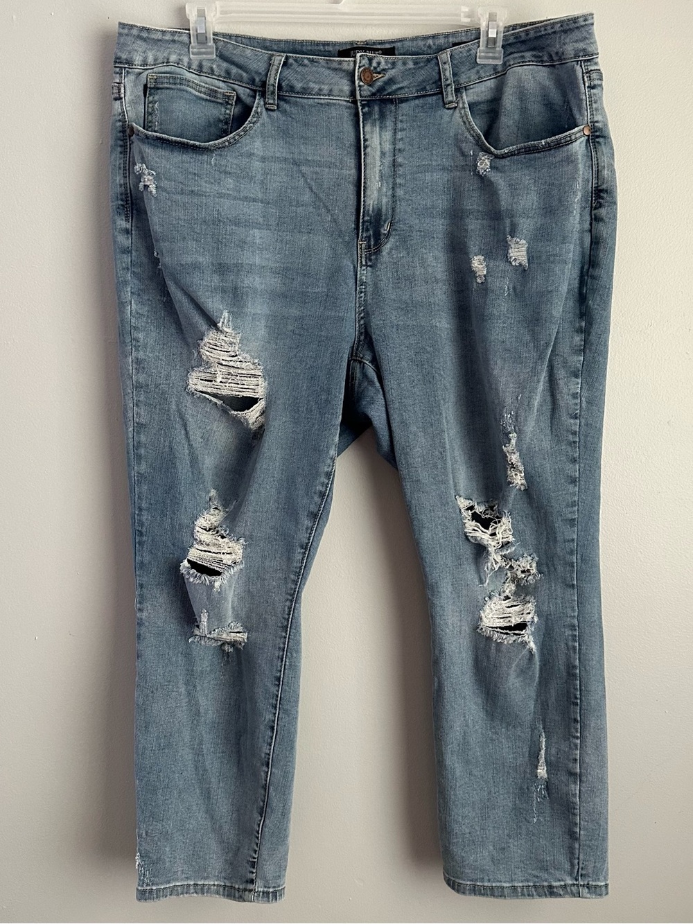 Judy blue size 22w cropped Capri distressed jeans boyfriend fit women’s 22
